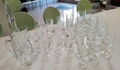 Servizio di cristallo Puthod (incompleto)