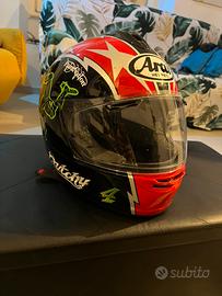 Casco arai