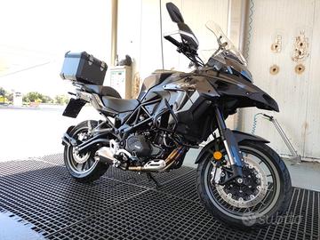 Benelli TRK 502 stradale