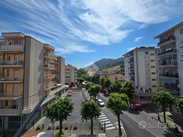 4 LOCALI A ALBENGA