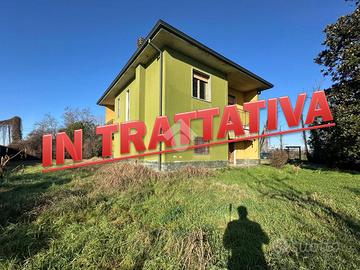 VILLA SINGOLA A RIVOLTA D'ADDA