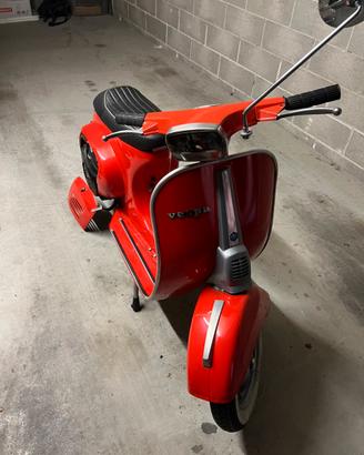 Vespa 50 special 4 marce Rosso corsa
