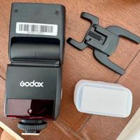 Flash Godox V350F per Fuji + trigger X Pro F