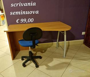 Scrivania