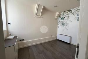 UFFICIO A DESENZANO DEL GARDA