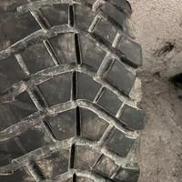 Gomme 235/75/15
