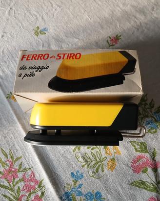Ferro da Stiro piccolo a Pile Portatile da Viaggio