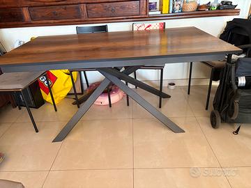 Tavolo allungabile 160x90 - 220x90 con 6 sedie