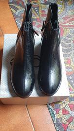 Stivaletti Agile byRucoline, pelle nera, taglia 41