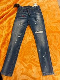 DSQUARED2