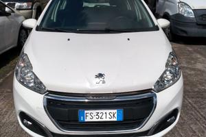 Peugeot 208 hdi 1.6 75cv