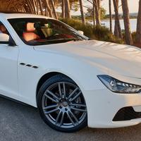 Maserati Ghibli 3.0 V6 Diesel 275 CV