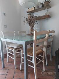 Sedie bianche shabby chic