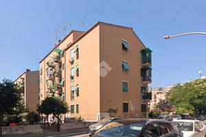 MONOLOCALE A ROMA