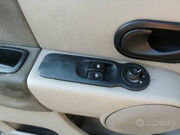 Comando vetri ant sx RENAULT MODUS del 2005