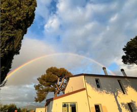 Tra mare e collina -casale con piscina