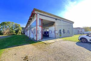 Capannone artigianale di 630 mq a Castelguglielmo