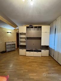 Mobile della sala largo 2,34 metri color panna