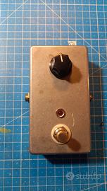 Pedalino per chitarra limitatore volume