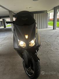 Tmax 530 scooter