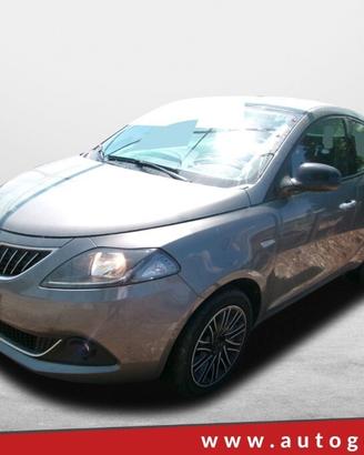 LANCIA YPSILON 1.0 FIREFLY 69CV 6M. HYBRID GOLD ( 