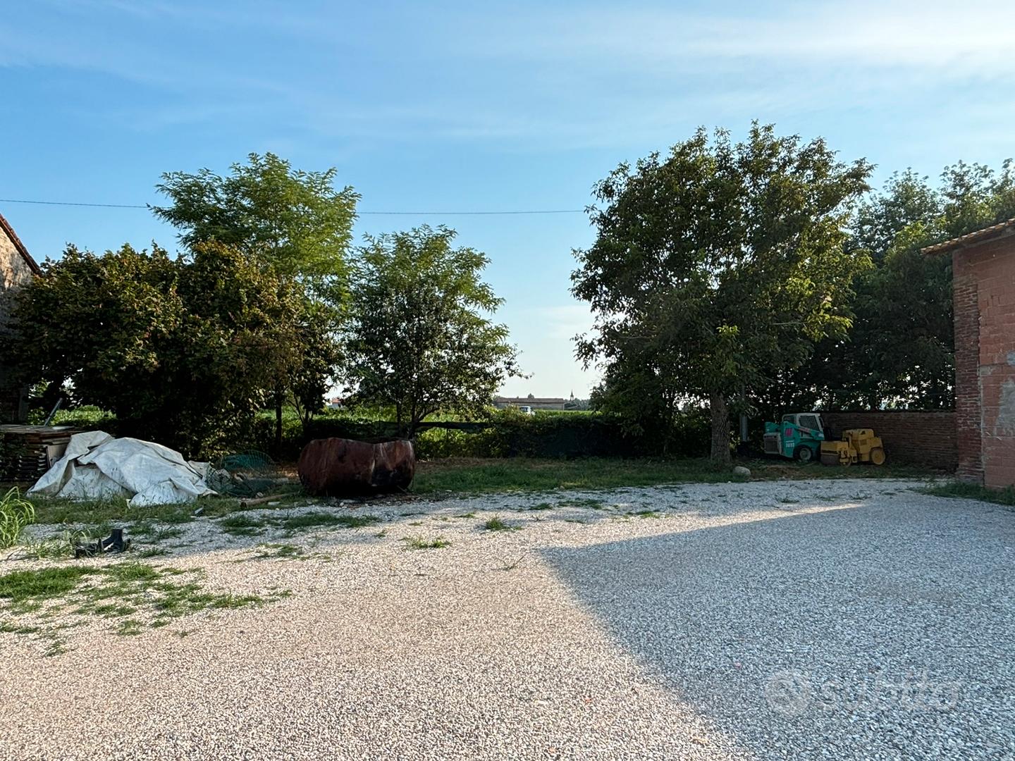 Casa con terreno - Vista 3