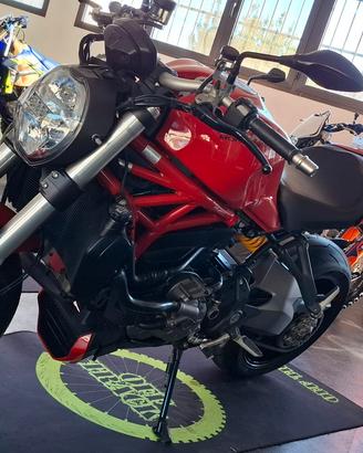 ducati monster 1200