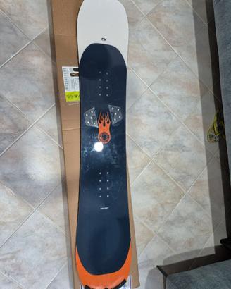 Snowboard Drake League 2025 152 nuovo