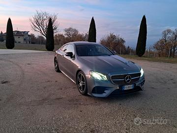 Mercedes e coupe premium plus amg 220d