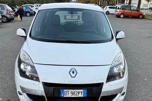 Renault Scenic 1.5cc 110cv 7 posti (Su Appuntament
