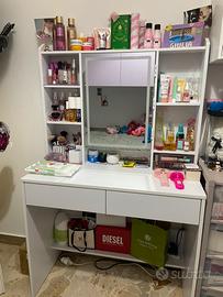 Scrivania make-up