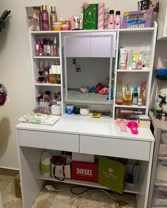 Scrivania make-up