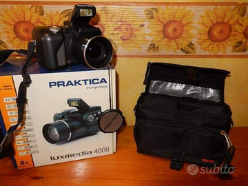 FOTOCAMERA PRAKTICA DIGITALE e BORSA