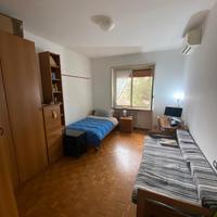 Stanza con bagno privato