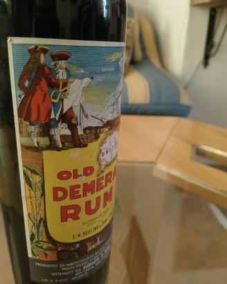 Bottiglia vintage rum DEMERARA epoca 1960