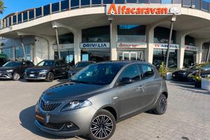 Lancia Ypsilon 1.0 firefly hybrid Gold