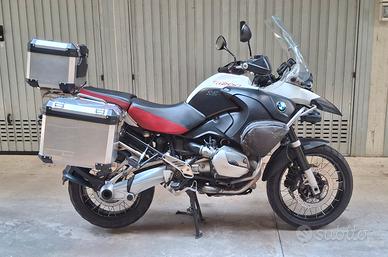 BMW Adventure 2007  ABS da rivedere. 