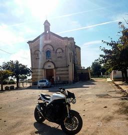 TRIUMPH SPEED TRIPLE 