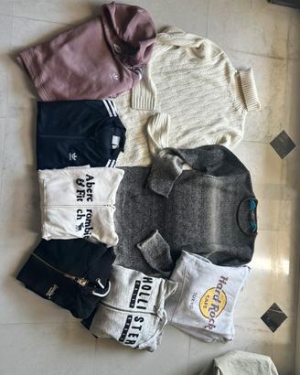 Lotto abbigliamento felpe e maglioni