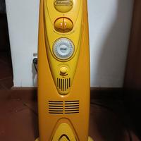 Radiatore a olio/elettrico  "Rapido" Delonghi