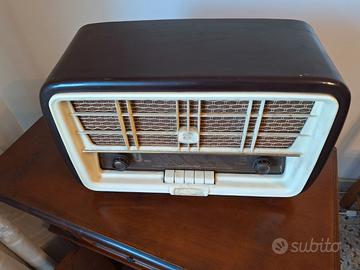 Radio a Valvole Vintage (anni 60)