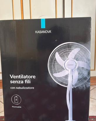 Ventilatore ricaricabile con nebulizzatore.