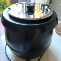 pentola per mantenere calde zuppe o bevande.