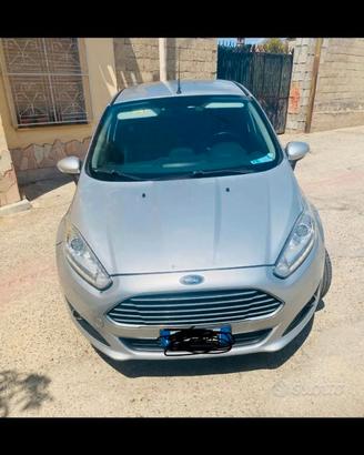 FORD FIESTA PER PEZZI DI RICAMBIO