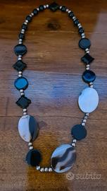 collana di pietre