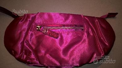 Pochette in satin marca Segue