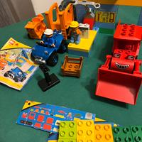 Lego costruzione con macchine