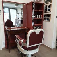 poltrona professionale da barbiere