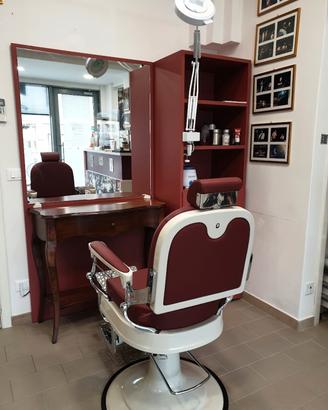 poltrona professionale da barbiere