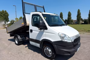 Iveco Daily 35C11 - RIBALTABILE TRILATERALE